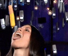 gifs animés culinaires sexuels gag reflex