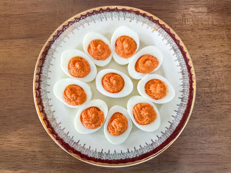 Oeufs mimosa au poivron épicé